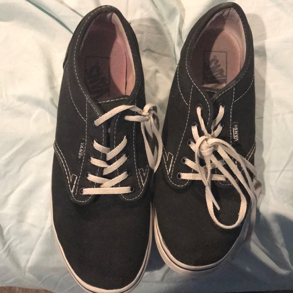 Black vans